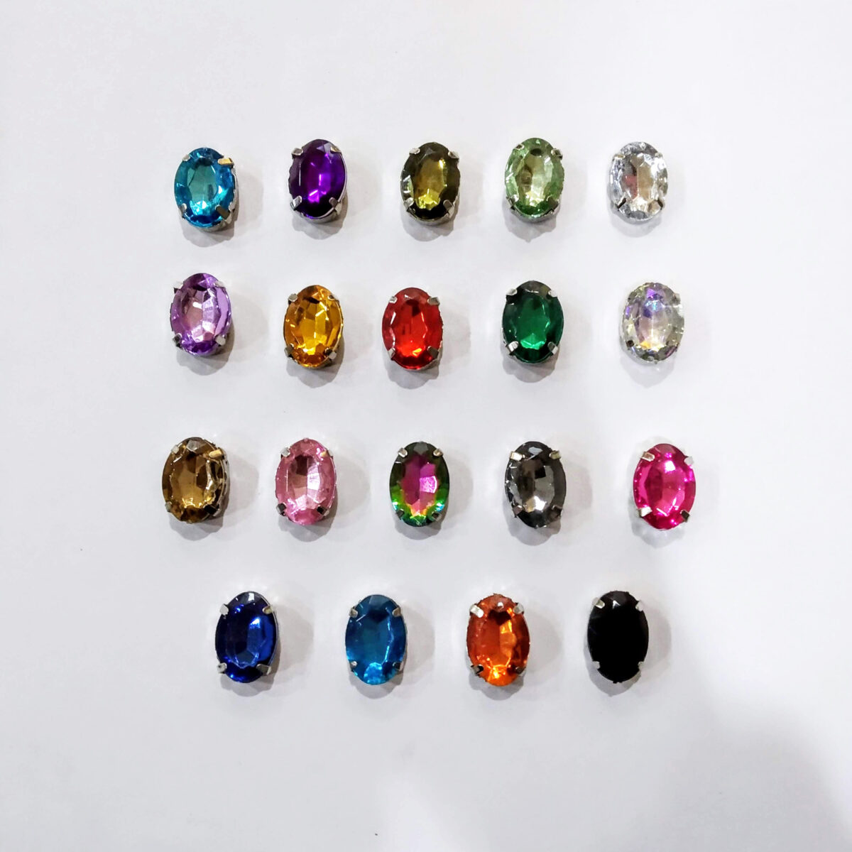 Gemas engarzadas Oval 13x18 mm